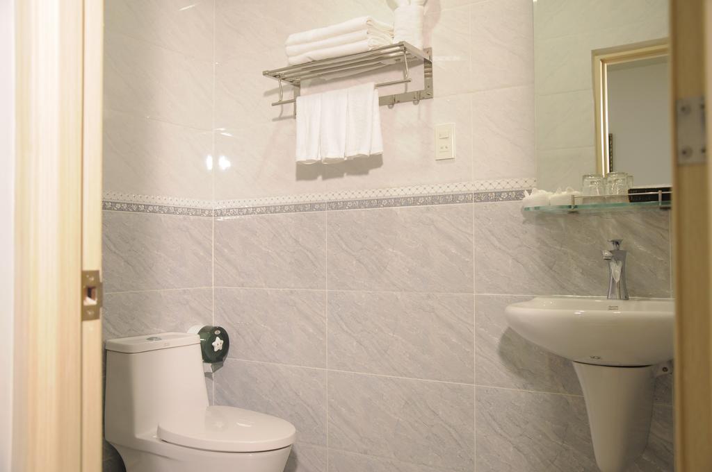 Jiny Tran Hotel Duong Dong  Εξωτερικό φωτογραφία