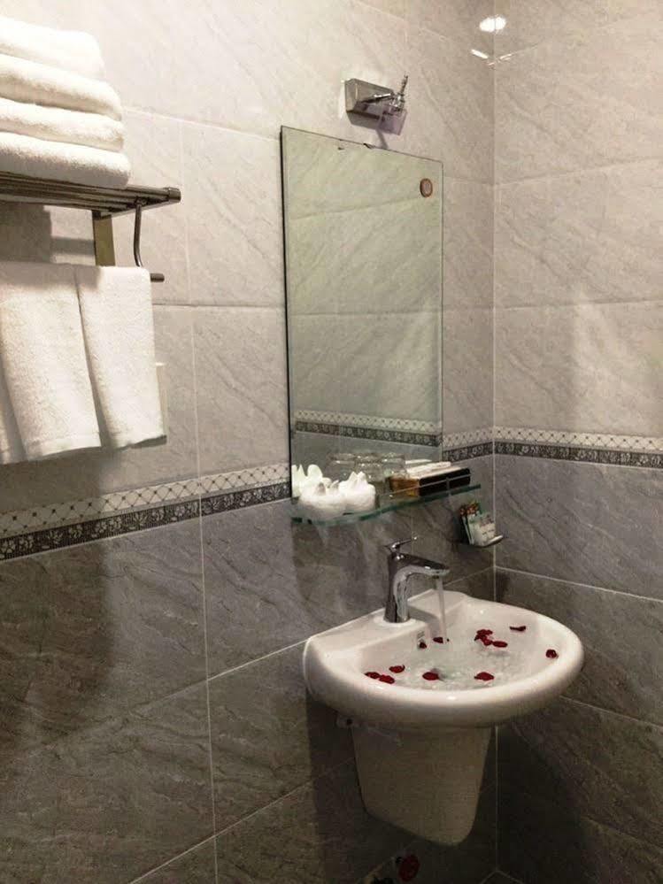 Jiny Tran Hotel Duong Dong  Εξωτερικό φωτογραφία